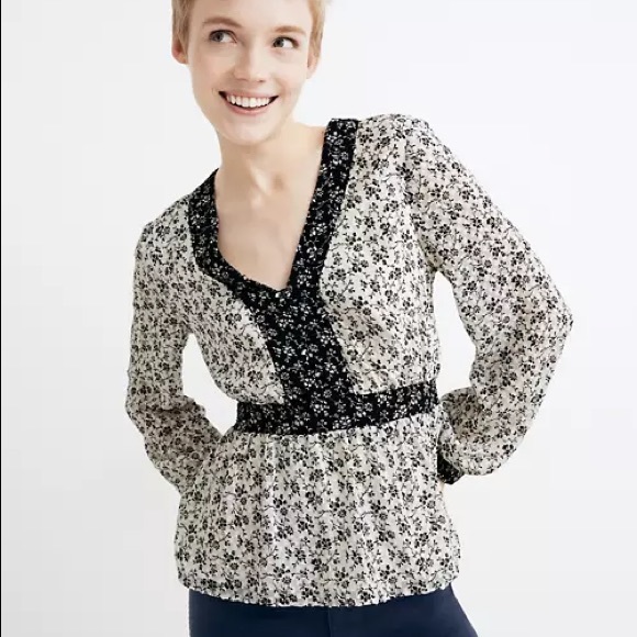 Madewell V-neck Peplum Top in Clipdot Branch - Picture 1 of 5